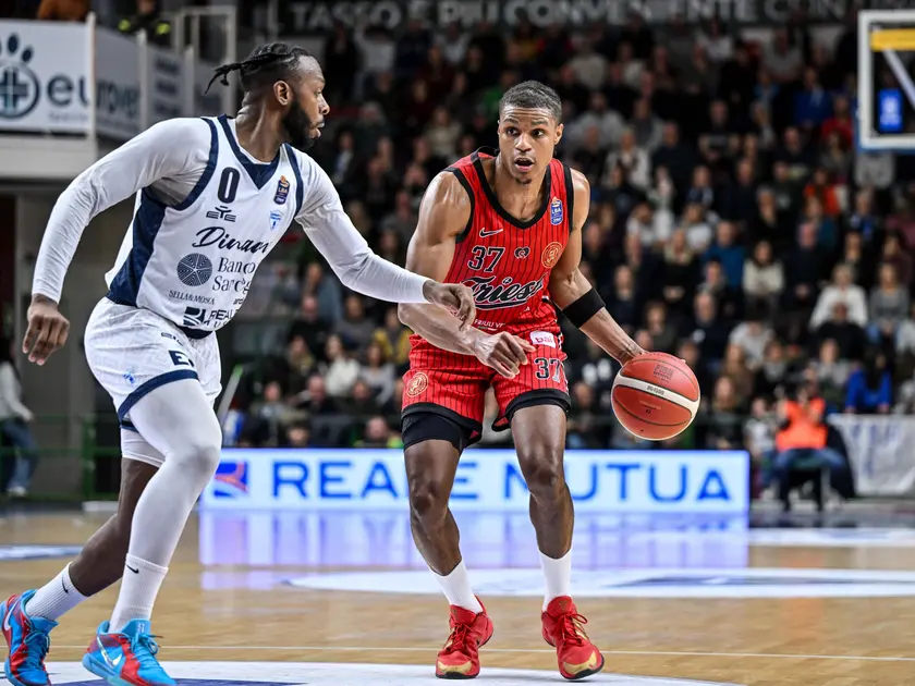 Jahmi’us Ramsey ha subito un leggero infortunio a Tenerife: domenica potrebbe essere in campo