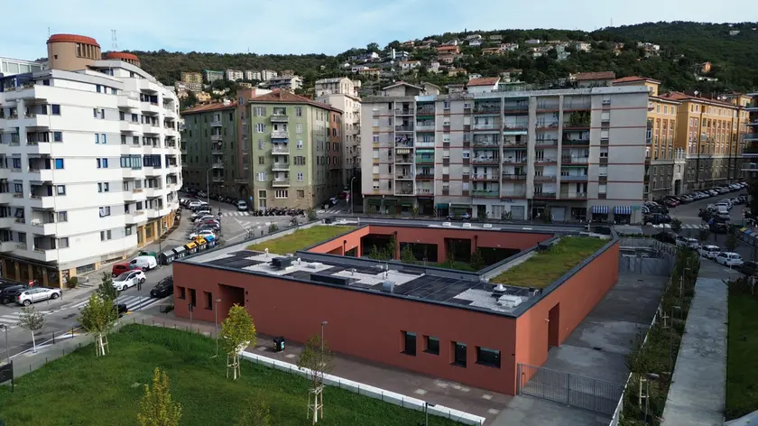 Il “nuovo” asilo nido di Roiano, realizzato sulle macerie dell’ex Polstrada (foto Bruni)