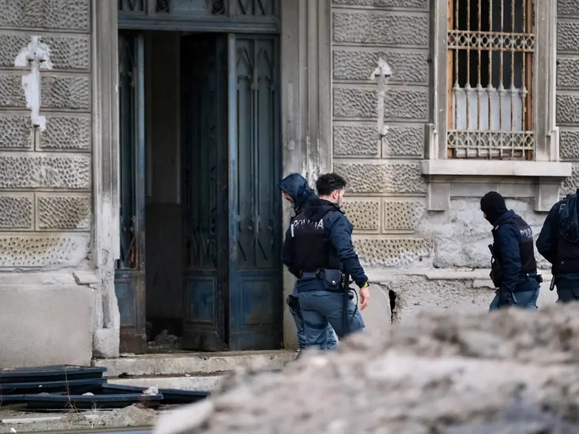 Lo sgombero del magazzino 118 (Silvano)