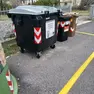 Uno dei contestati cassonetti intelligenti per la raccolta differenziata