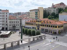 La sede dell’Unione degli Istriani all’angolo tra via Pellico e piazza Goldoni Foto Massimo Silvano