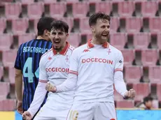 La gioia di D'Urso e D'Amore dopo il terzo gol della Triestina (Lasorte)