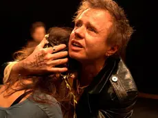 Gianmaria Martini in una scena dello spettacolo Hamlet