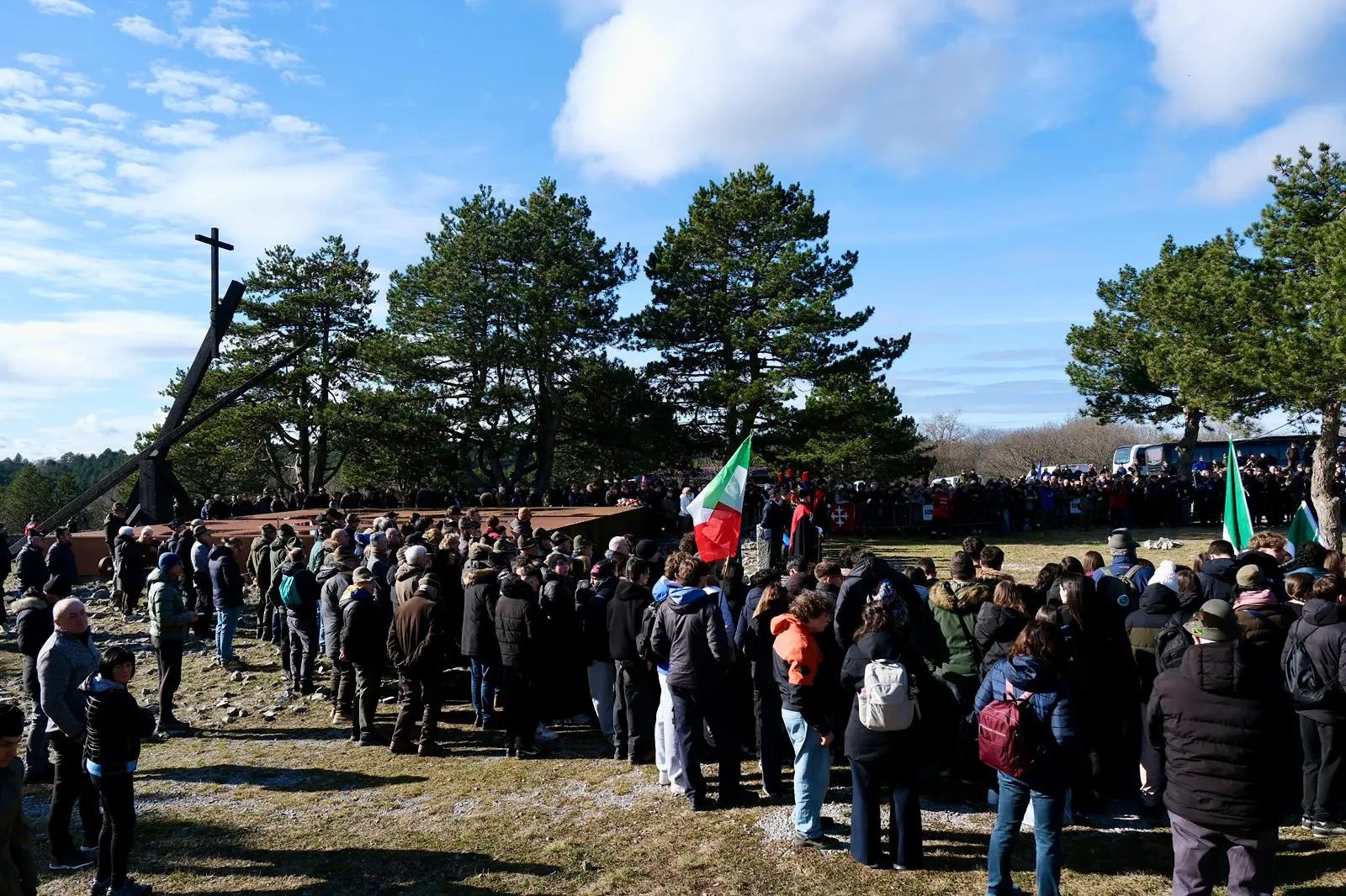 Il pubblico alla cerimonia di Basovizza. Foto servizio di Massimo Silvano