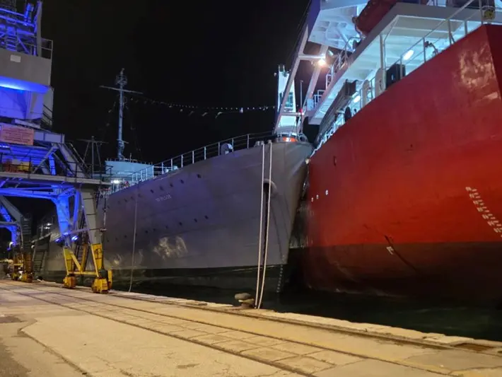 La Galeb danneggiata dopo la collisione (foto index.hr)