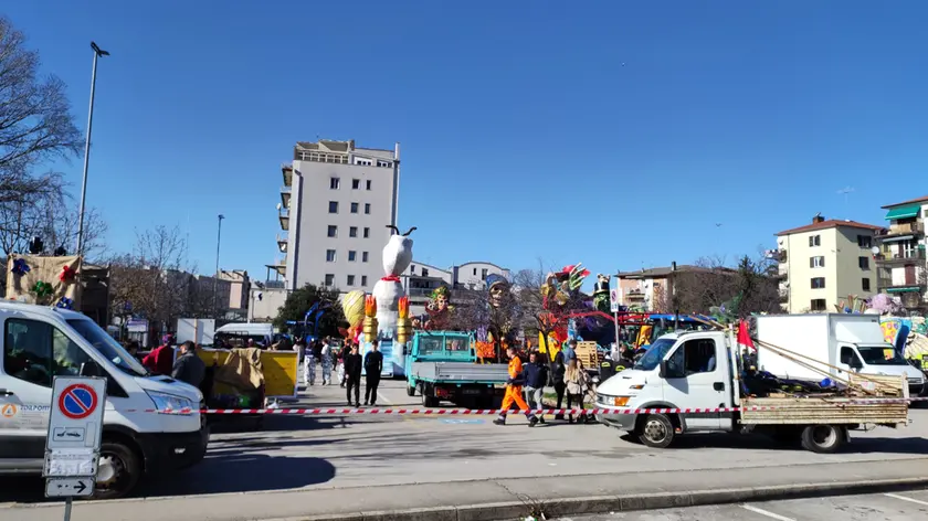 Nella foto di Katia Bonaventura, il park ex Gaslini, martedì usato come zona “logistica” per il Carnevale
