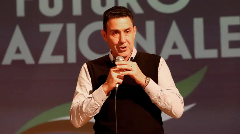 Roberto Vannacci al teatro Pileo di Prata di Pordenone