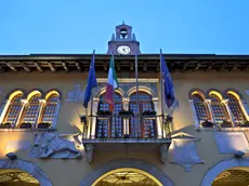 La torre in piazza Marconi a Muggia (foto Andrea Lasorte)