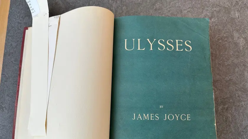 La prima pagina della copia 372 della prima edizione dell'Ulisse di Joyce