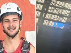 Tommaso Andreuzza e il pezzo del lucernario ceduto