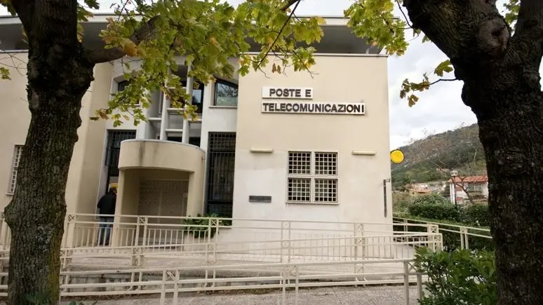 L'ufficio postale di San Dorligo della Valle, nella frazione di Dolina, che riaprirà venerdì