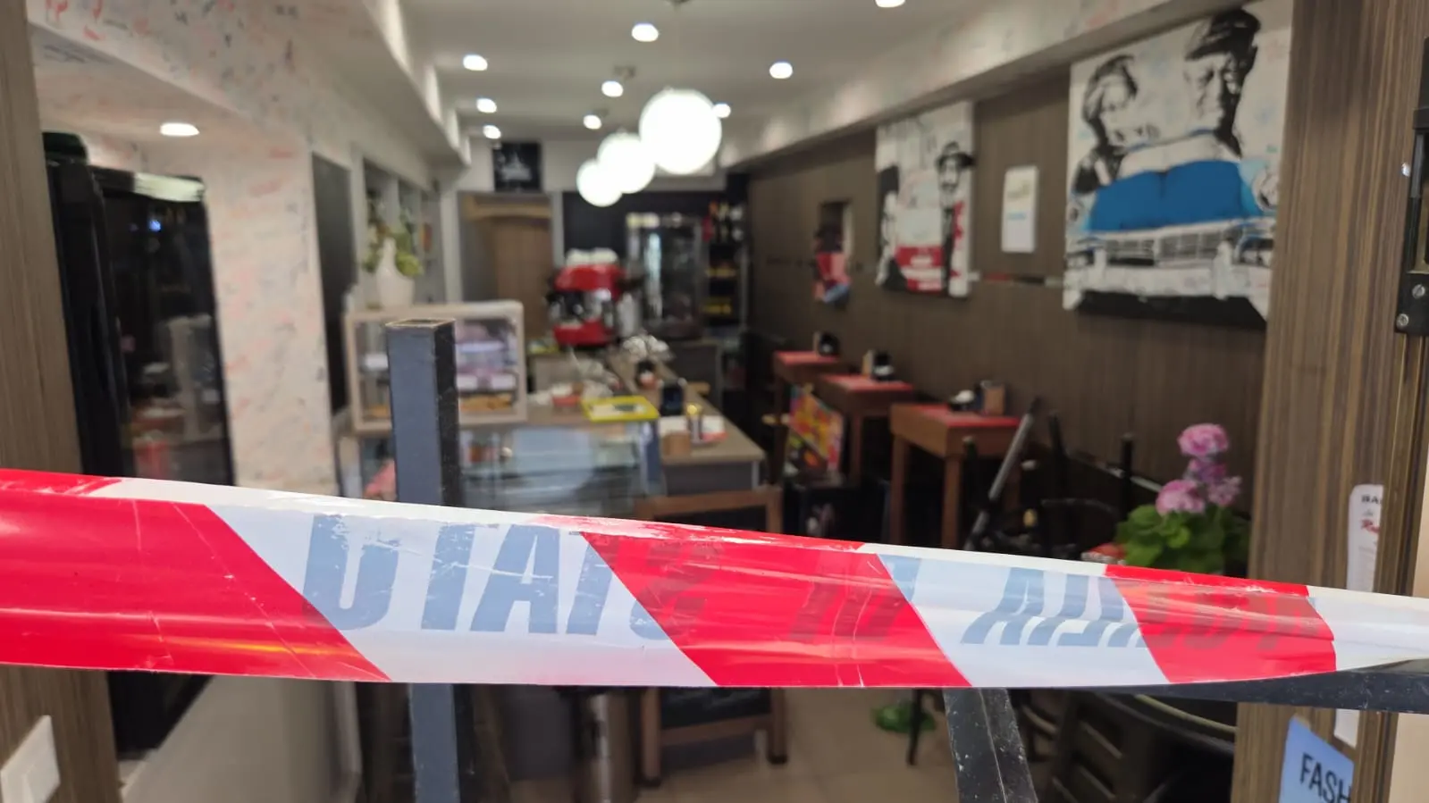 La rubia loca dopo l'incursione dei ladri