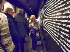 La sala del MuCa di Panzano dove si trova il memoriale delle vittime dell’amianto (foto Bonaventura)
