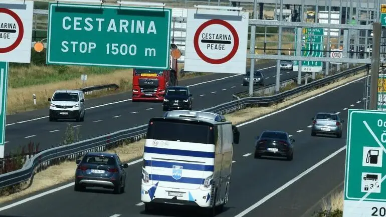 Autostrada nei pressi di un casello in Croazia (foto Voce del Popolo)