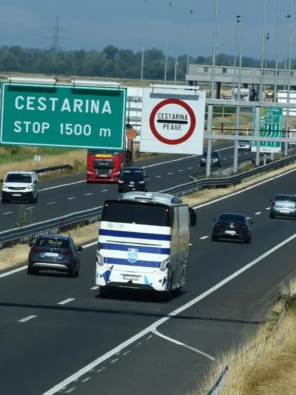 Autostrada nei pressi di un casello in Croazia (foto Voce del Popolo)