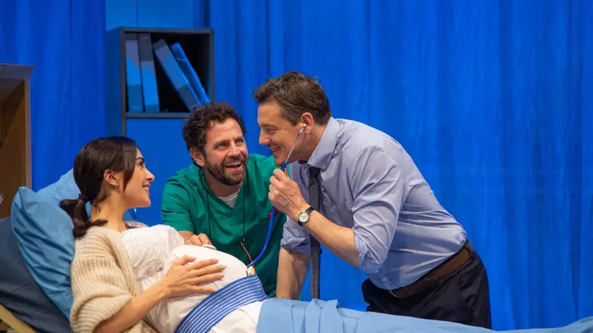 Una scena dello spettacolo Contrazioni pericolose