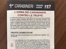 Uno dei volantini del carabinieri