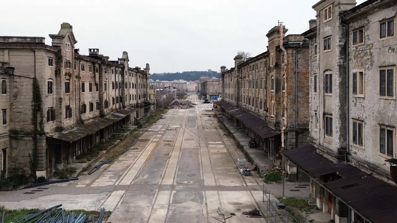 I magazzini di Porto Vecchio (foto Francesco Bruni)