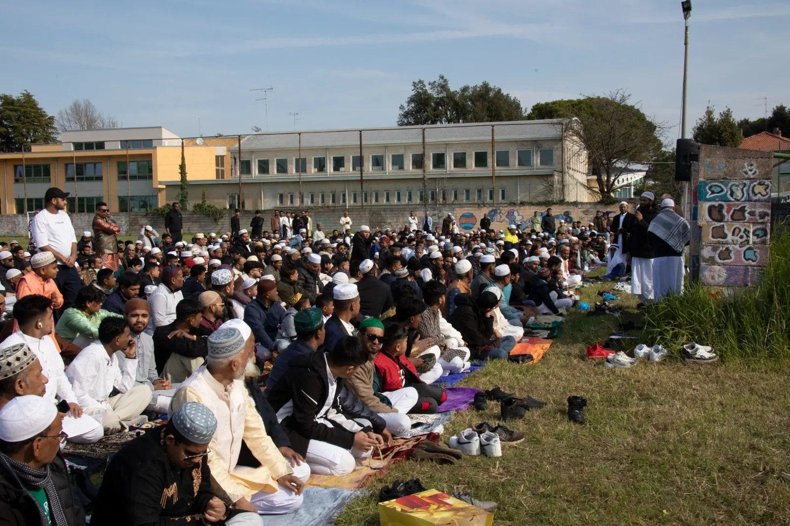 La cerimonia alla Marcelliana (Monfalcone). Foto Bonaventura