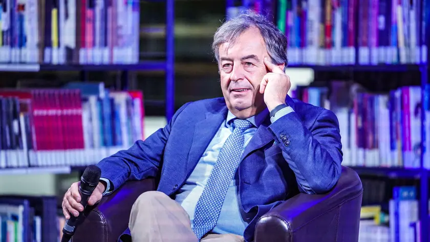 Il professor Roberto Burioni