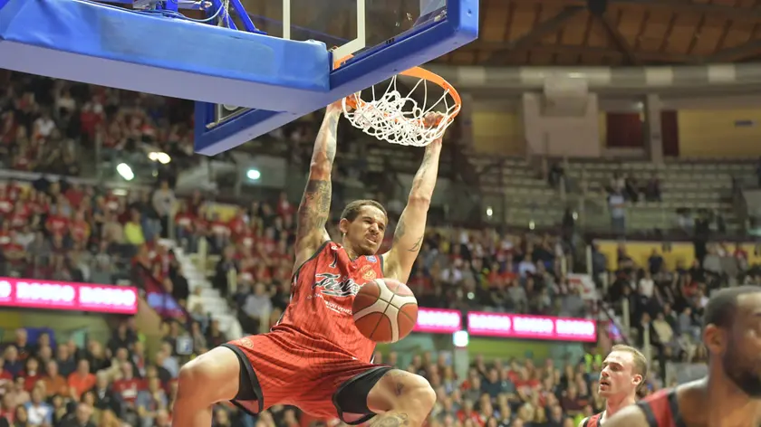 Juan Toscano-Anderson domenica sarà regolarmente sul parquet. Foto Bruni