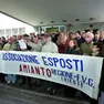 Nella foto d’archivio una delle manifestazioni dell’Associazione esposti amianto a Trieste