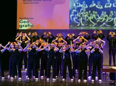 I Freevoices al bonezzi all’apertura di “Geografie”. Foto Bonaventura