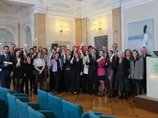 I diplomi. La foto di gruppo a fine giornata, foto Massimo Silvano