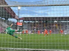 Il gol di D'Urso. Foto Bruni