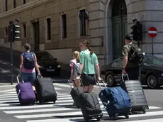 Alcuni turisti a Trieste (Bruni)