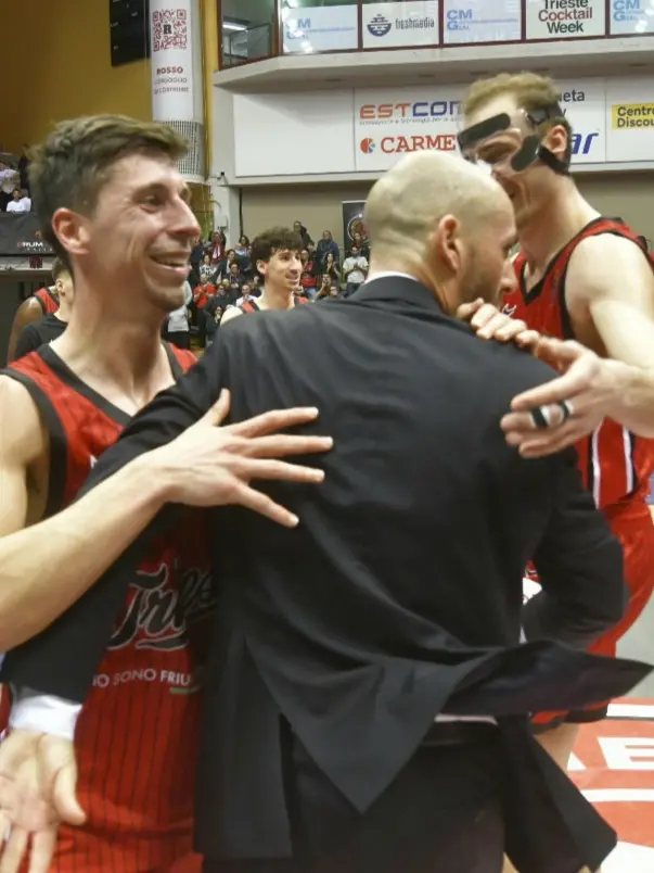 Il coach Francesco Taccetti sa che si gioca molto contro Varese (foto Francesco Bruni)