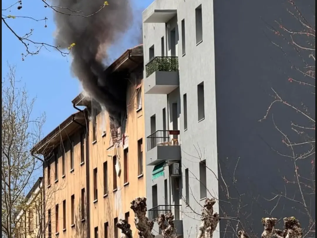 Il fumo dopo l'esplosione