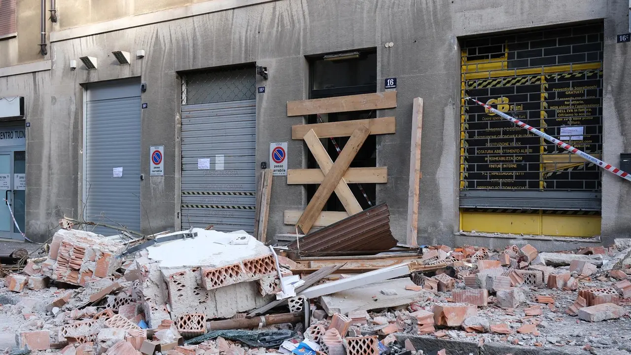 Le macerie in via Baiamonti a Trieste, foto Silvano