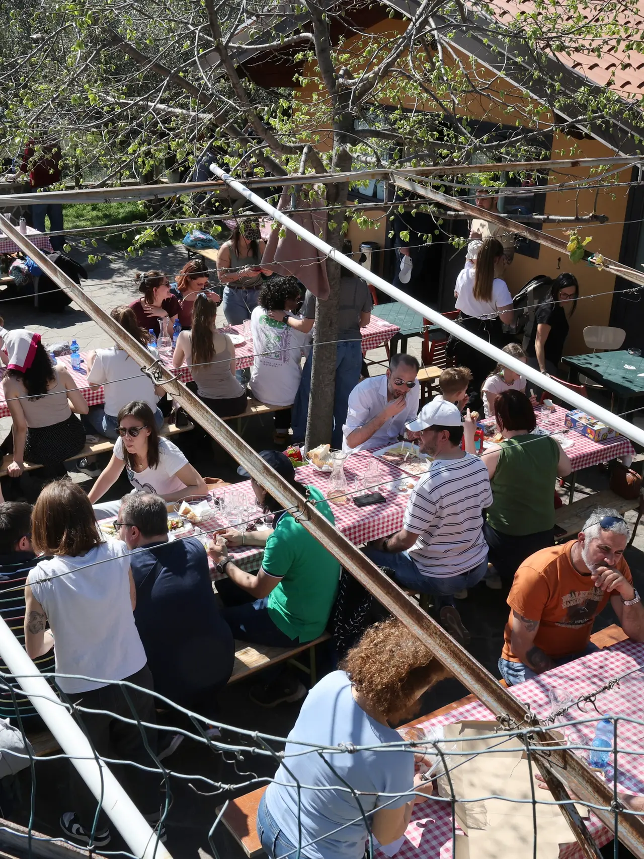 I tavoli di Žerjal Erik a san Giuseppe. Foto Andrea Lasorte