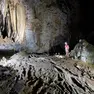Una foto scattata nella maestosa grotta del Plutone sul Carso triestino