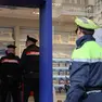 Le forze dell’ordine nel negozio (fotoservizio Andrea Lasorte)