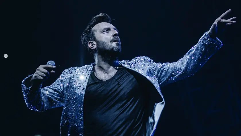 Attesa per il maxi concerto del cantante bolognese all’aeroporto Duca d’Aosta di Gorizia