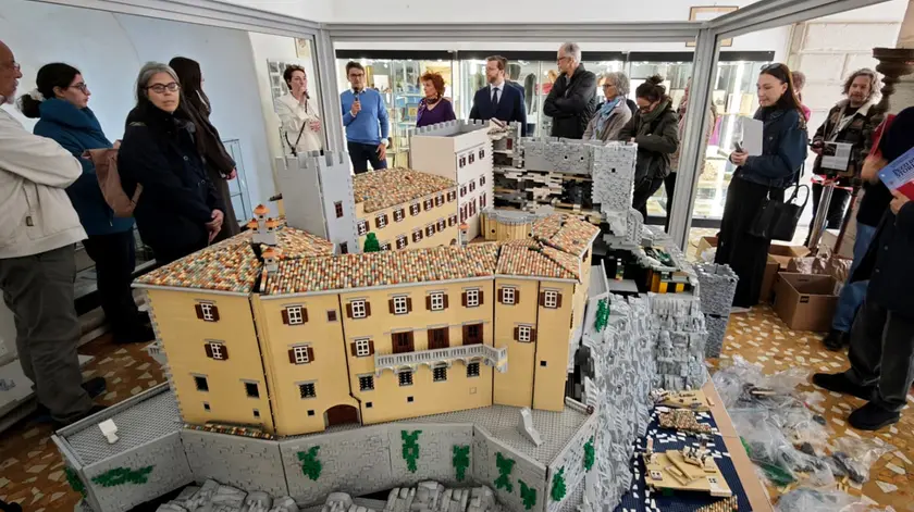 L'inaugurazione del castello di Duino in versione Lego (Lasorte)