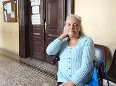 Cinzia Cian in tribunale: da anni è nel mirino del suo dirimpettaio