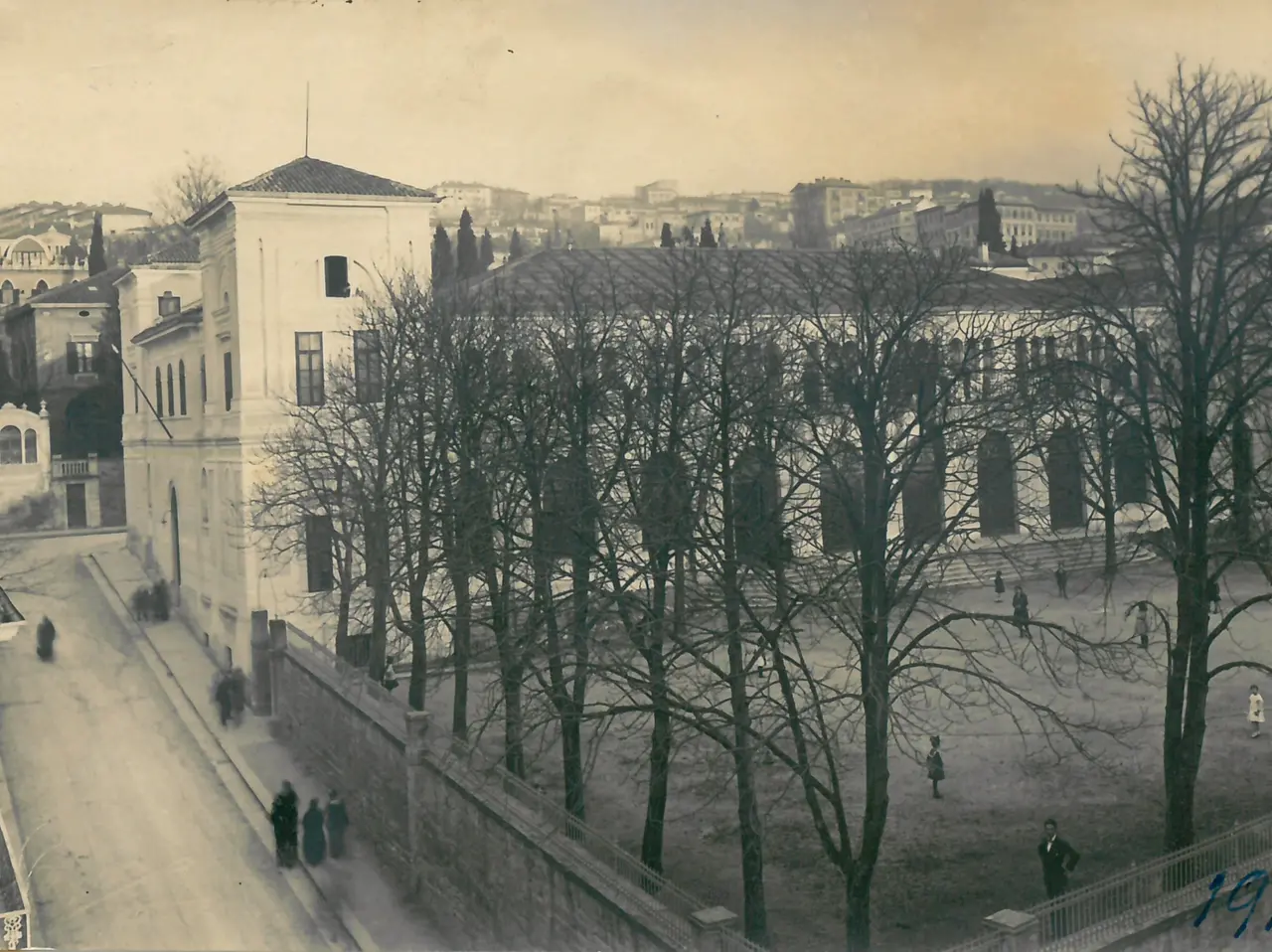 Ecco come si presentava l'area della Ginnastica triestina (Archivio Sgt)