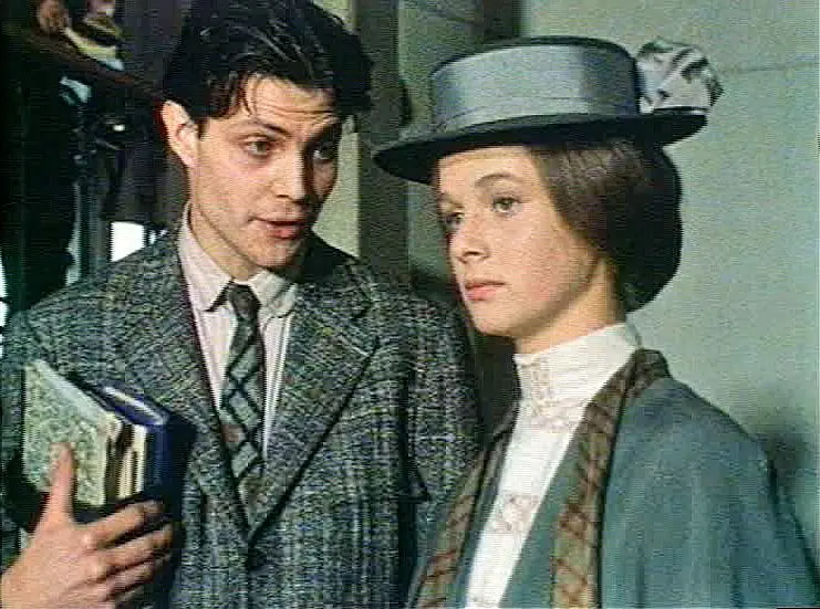 L'attore udinese Giovanni Visentin e Laura Lenzi in "Un anno di scuola", film tv di Franco Giraldi del 1977, da uno dei "Racconti" di Giani Stuparich