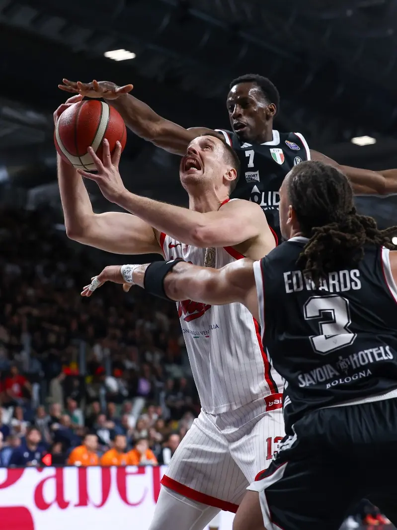 Un momento del match tra Trieste e Bologna (Lasorte)