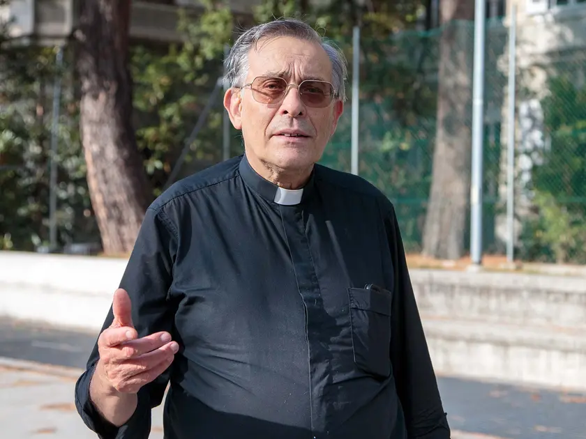 Don Ettore Malnati fotografato da Massimo Silvano