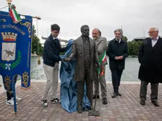 Inaugurata la statua di Valentinis