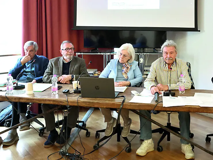 Gli esponenti di “Porto Chiaro” intervenuti al Circolo della Stampa per rilanciare l’attività del gruppo foto Lasorte