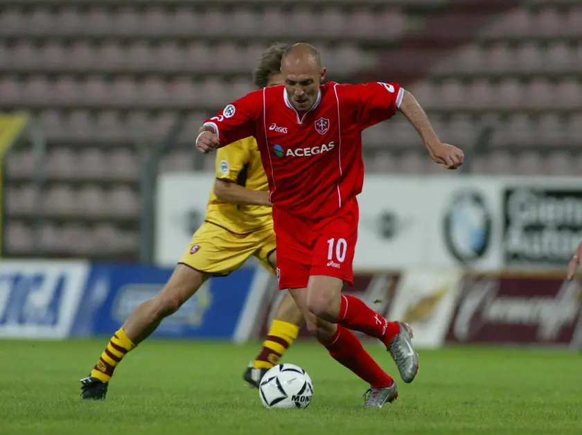 Nicola Zanini in azione con la maglia della Triestina (archivio Lasorte)