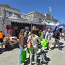 In piazza Unità il cuore nevralgico dell’organizzazione della Spring Run. Foto Bruni