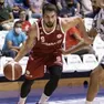 Fabio Mian in azione al PalaRubini con la maglia della Pallacanestro Trieste griffata Allianz