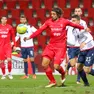Pablo Granoche in azione con la maglia alabardata