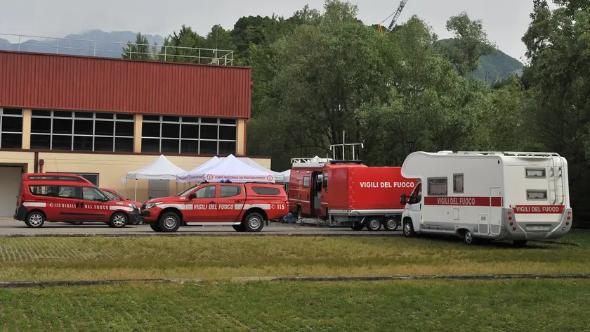 Il campo base a Tarcento per le ricerche della famiglia scomparsa